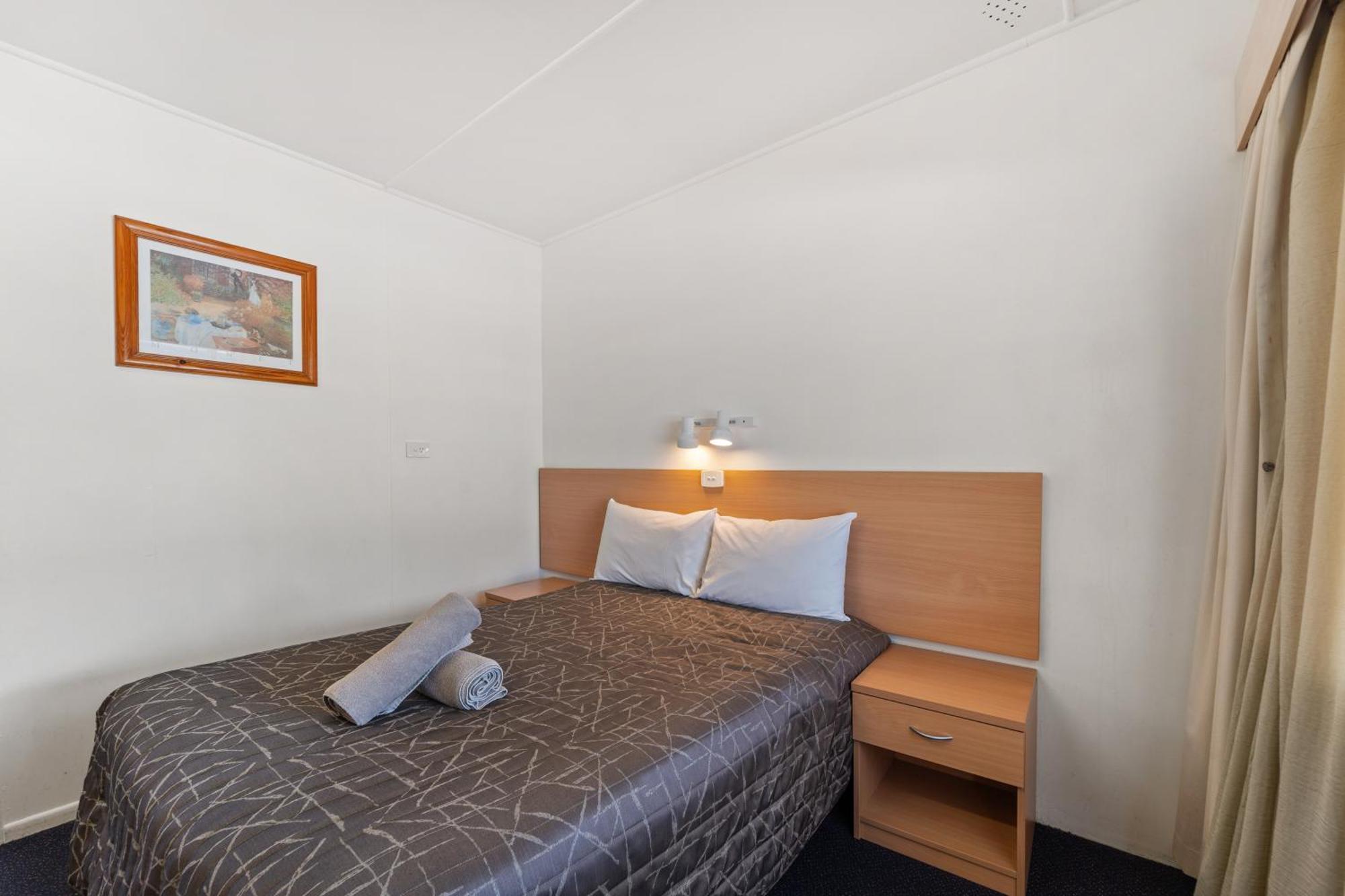 تينتيرفيلد Tally Ho Motor Inn المظهر الخارجي الصورة