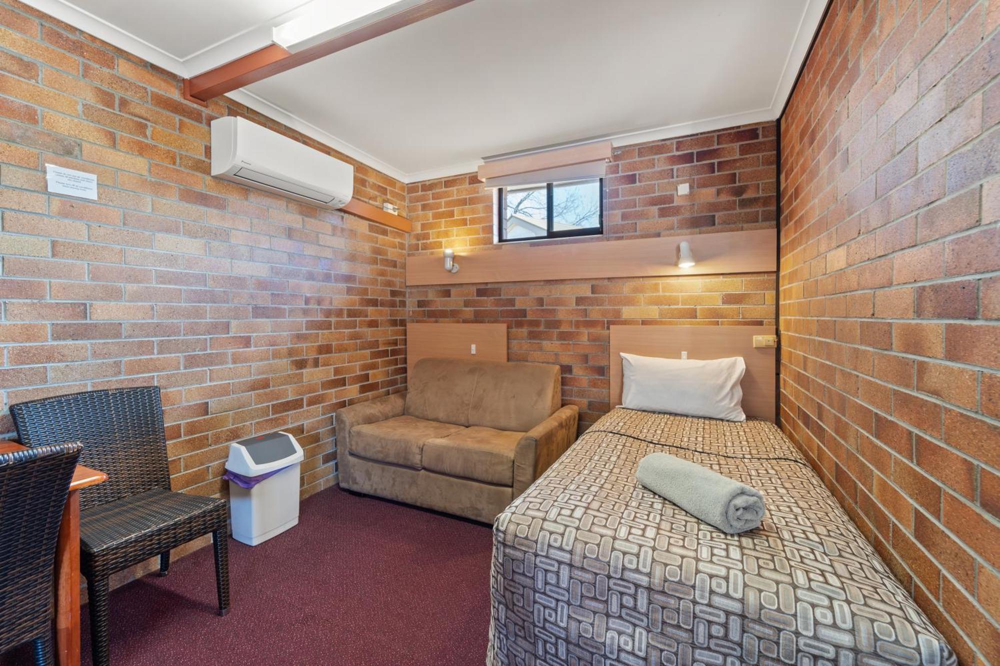 تينتيرفيلد Tally Ho Motor Inn المظهر الخارجي الصورة
