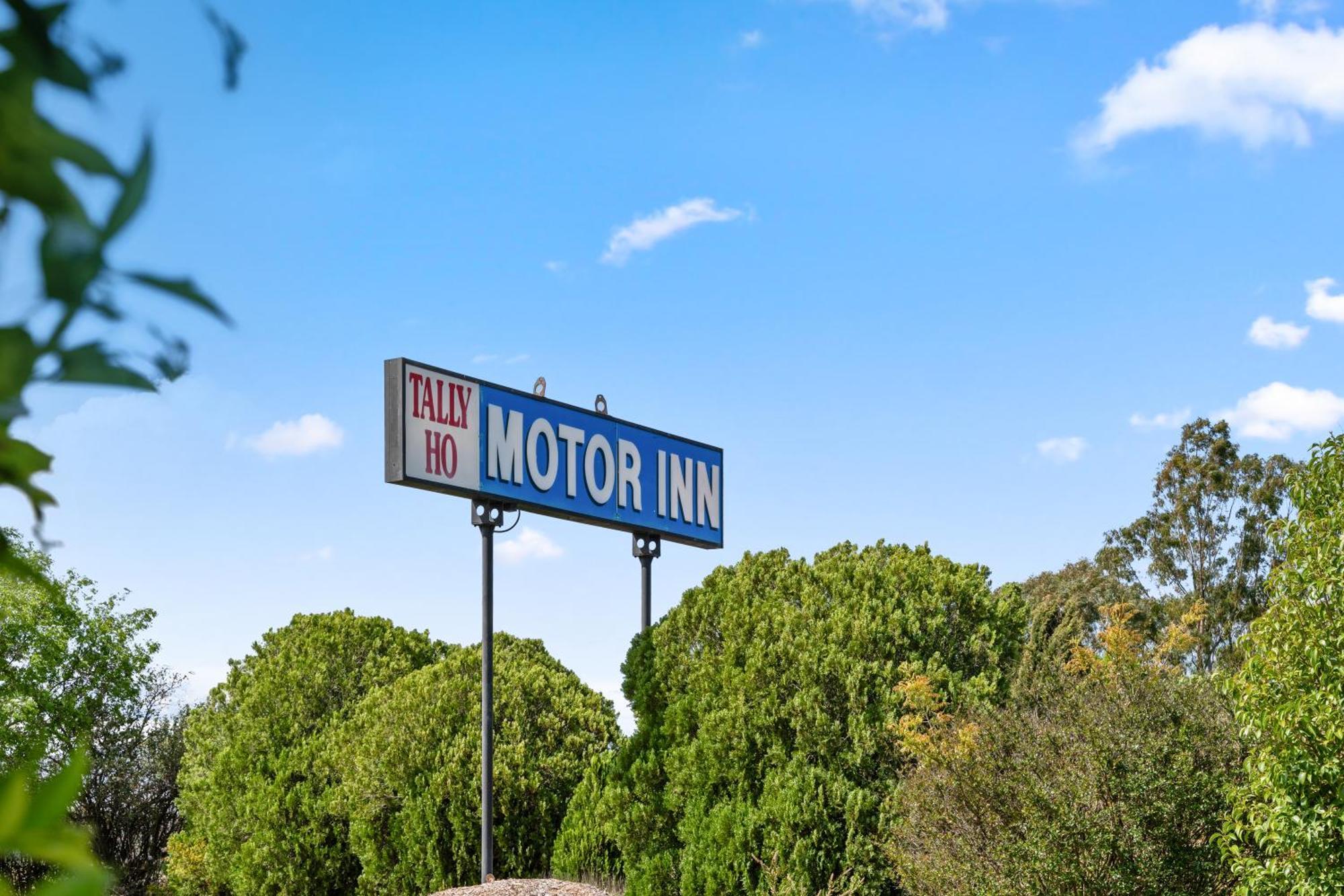 تينتيرفيلد Tally Ho Motor Inn المظهر الخارجي الصورة