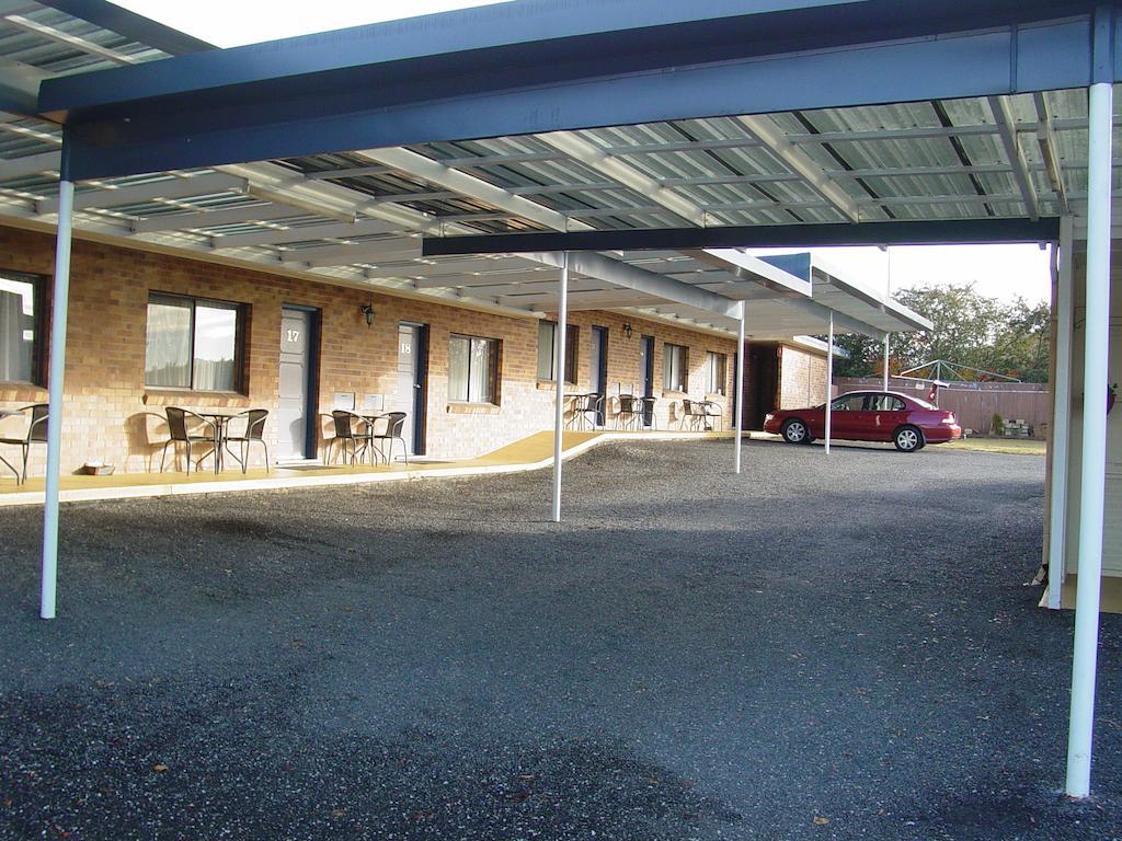 تينتيرفيلد Tally Ho Motor Inn المظهر الخارجي الصورة